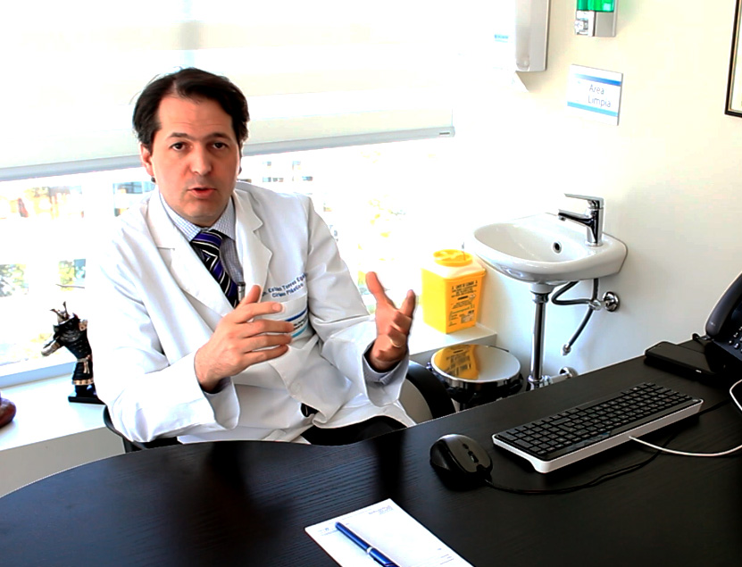 Doctor Esteban Torres habla de la abdominoplastía post embarazo, Dr. Esteban Torres